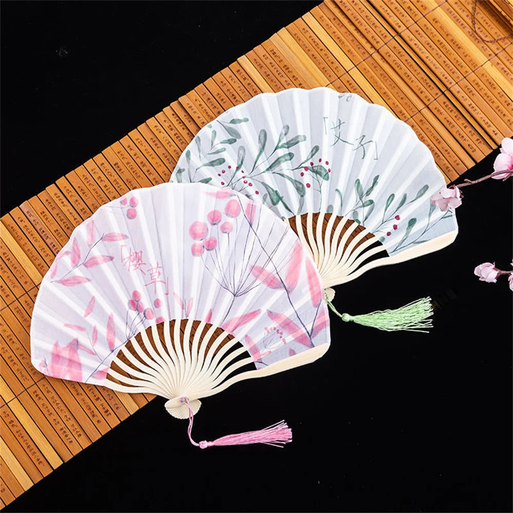#HE1002 3 pcs lot Silk Bamboo bone Folding Fans Hand Held Fan Chinese Style Flower Painting Fans Party Deco Gift