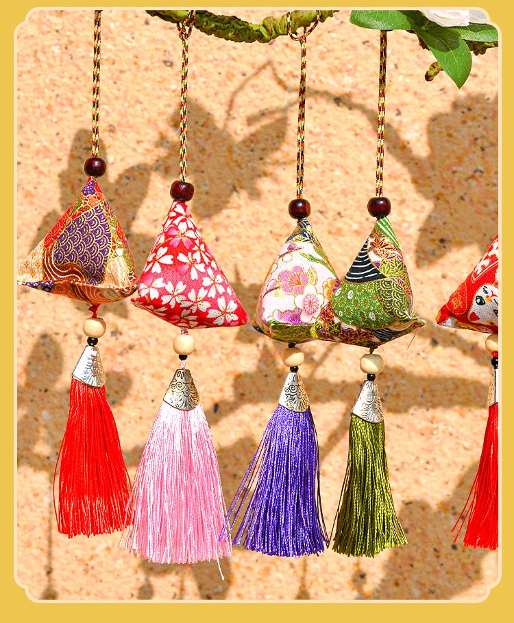 #HA1003 random 8 pcs lot Festival Sachet embroidery natual chinese herb perfume bag hanging decoration protective talisman