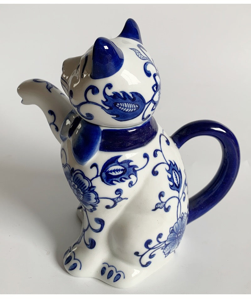 #HD1044 Milk pot wine container Cute Lucky Cat Porcelain Tea pot Creative Maneki Neko tea pot