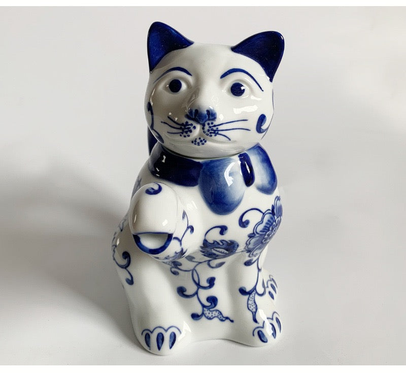 #HD1044 Milk pot wine container Cute Lucky Cat Porcelain Tea pot Creative Maneki Neko tea pot