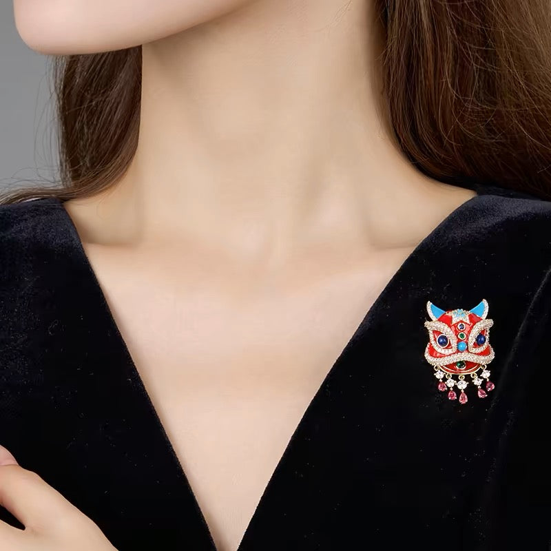 #JA1015 Dancing lion brooch New China-Chic Chinese style Red  Hairpin Premium Accessories Enamel Painted Pin Bust Celebration