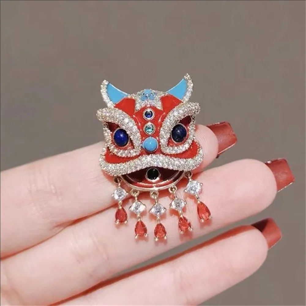 #JA1015 Dancing lion brooch New China-Chic Chinese style Red  Hairpin Premium Accessories Enamel Painted Pin Bust Celebration