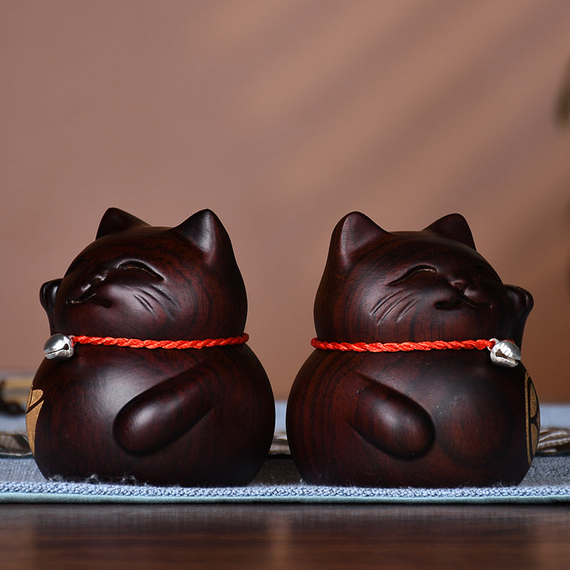 #HD1038 natrual solid sandalwood carving lucky cat fortune cat artcraft home decoration