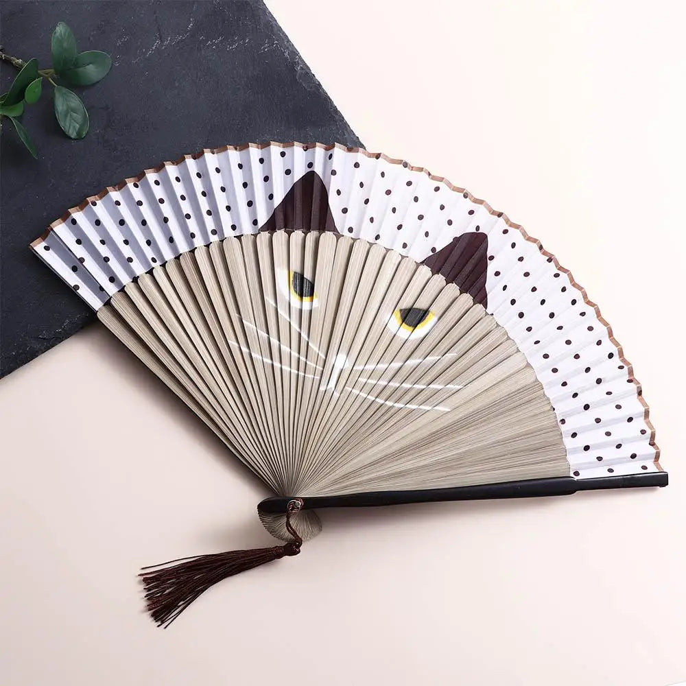 #HE1005 Cat Fan Bamboo Wooden Chinese Style Exiquisite Summer Gift Cartoon Totora  Patterns Home Decoration Fan Crafts Silk Fan Folding Fan