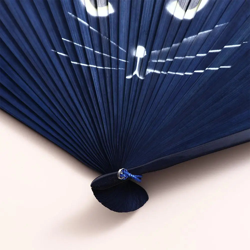#HE1005 Cat Fan Bamboo Wooden Chinese Style Exiquisite Summer Gift Cartoon Totora  Patterns Home Decoration Fan Crafts Silk Fan Folding Fan