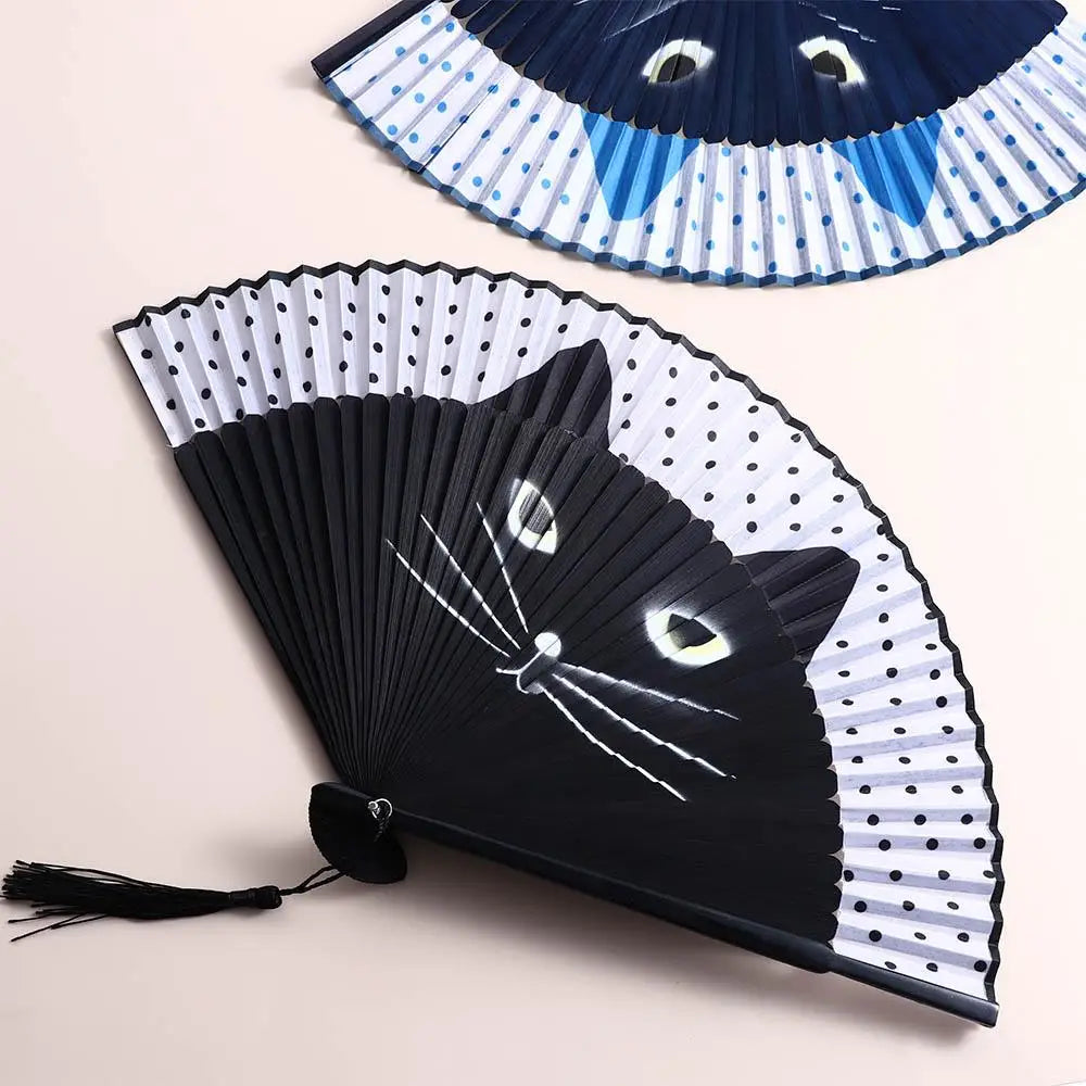 #HE1005 Cat Fan Bamboo Wooden Chinese Style Exiquisite Summer Gift Cartoon Totora  Patterns Home Decoration Fan Crafts Silk Fan Folding Fan