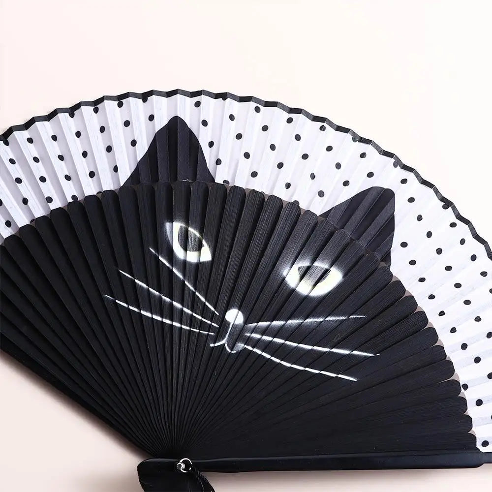 #HE1005 Cat Fan Bamboo Wooden Chinese Style Exiquisite Summer Gift Cartoon Totora  Patterns Home Decoration Fan Crafts Silk Fan Folding Fan
