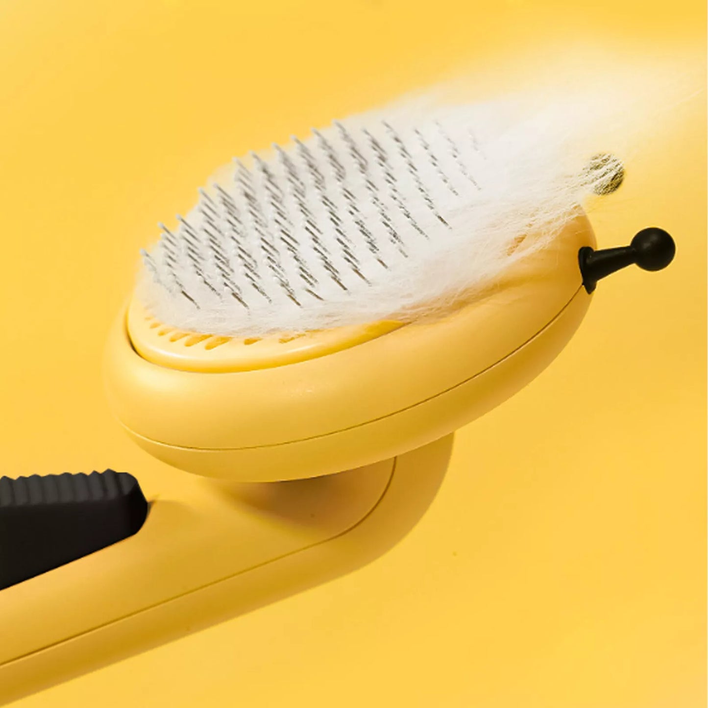 #PT1005 Cute Bee Pet hair brush Hair Remover Cat dog Comb One Button Washing
