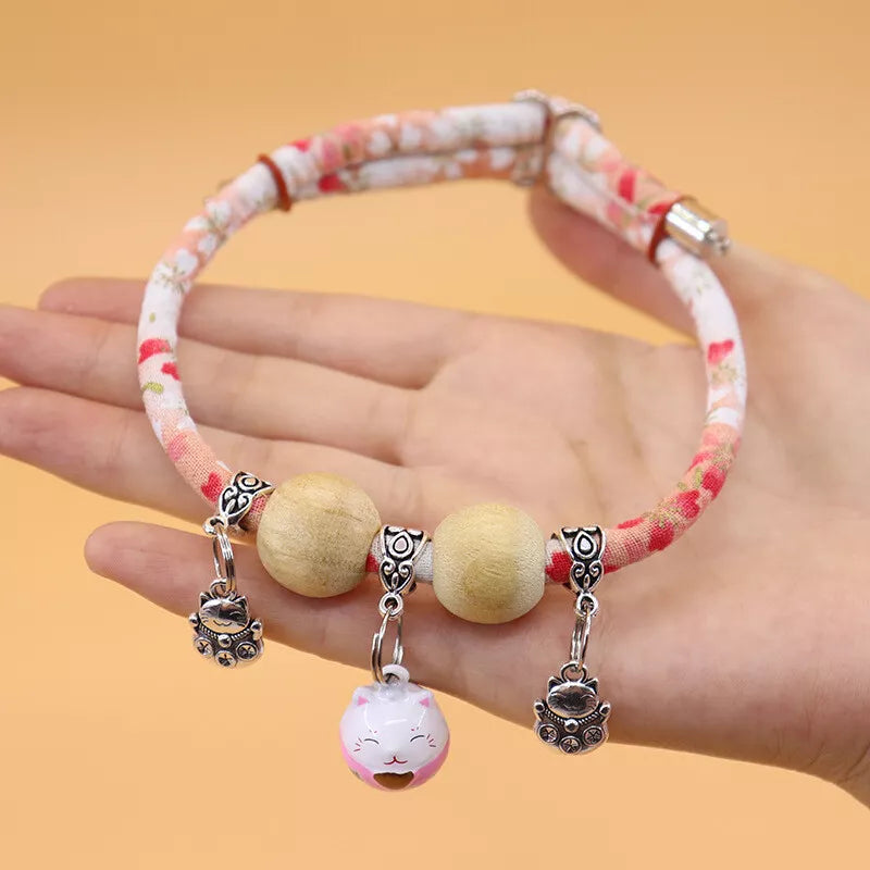 #PT1003 Cat Dog Adjustable Camphor Wood Collar Natrual insect repenllent lucky cat anti flea anti mosquito