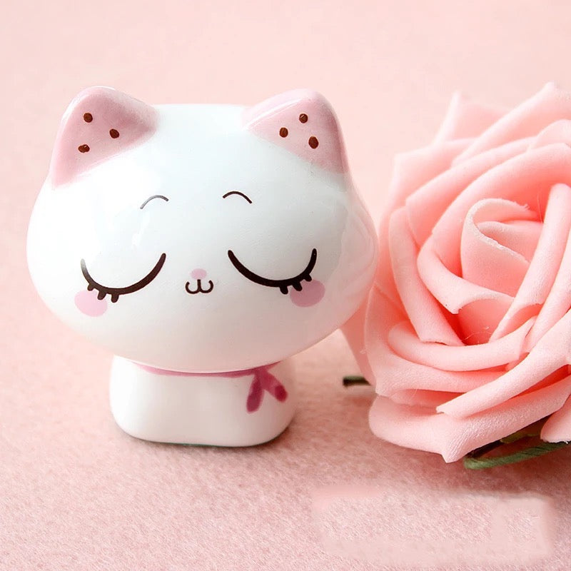 #143 happy cat china ceramic  desk deco.cute lucky cat home deco figurine handicrafts gift