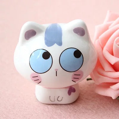 #143 happy cat china ceramic  desk deco.cute lucky cat home deco figurine handicrafts gift