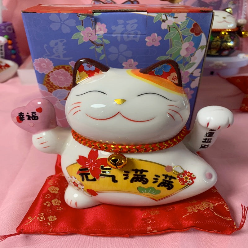 #112 Arm waving 5 inches  fortune cat  Home deco welcoming figurine battery powered  maneki neko fengshui